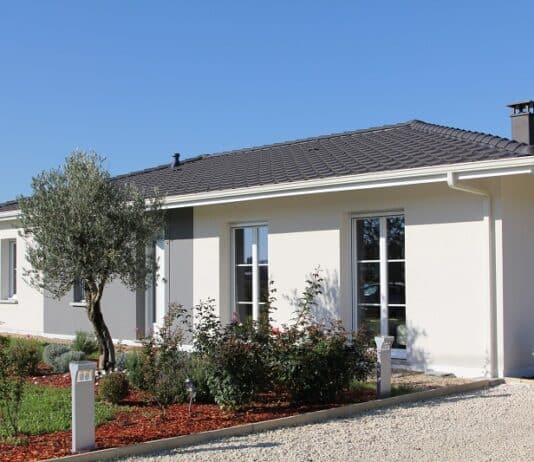 Les avantages de faire appel à un constructeur de maisons dans les Landes